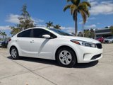 Used 2017 Kia Forte LX image 2