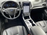 Used 2022 Ford Edge Titanium image 2