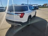 Used 2023 GMC Acadia SLT image 3