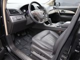 Used 2013 Lincoln MKX FWD image 2
