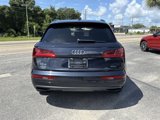 Used 2020 Audi Q5 2.0T Premium w/ Titanium Sport Package image 4