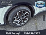 Used 2021 Toyota C-HR Limited image 5