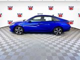 Used 2023 Hyundai Elantra SEL w/ Convenience Package image 5