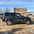 Used 2011 Jeep Liberty Limited w/ Tire & Wheel Group image 5