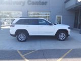 New 2025 Jeep Grand Cherokee Laredo X w/ Luxury Tech Group I image 4