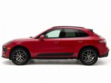 Used 2024 Porsche Macan image 2