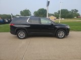 Used 2018 Chevrolet Traverse LT image 3