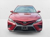 Certified 2018 Toyota Camry SE image 2