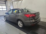 Used 2018 Ford Focus SE image 2