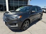 Used 2019 Ford Edge Titanium image 3