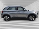 Used 2022 Hyundai Venue SEL w/ Cargo Package image 3