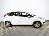 Used 2017 Ford Fiesta SE image 2