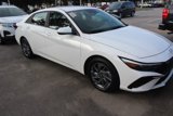 Used 2024 Hyundai Elantra SEL image 2