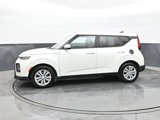 Used 2022 Kia Soul LX image 5