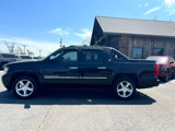 Used 2013 Chevrolet Avalanche LTZ image 3