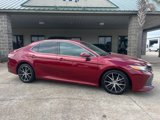 Used 2018 Toyota Camry XLE image 3