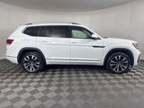 Certified 2022 Volkswagen Atlas SEL Premium image 2