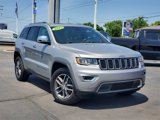 Used 2017 Jeep Grand Cherokee Limited image 2