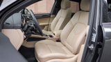 Certified 2024 Porsche Macan image 5
