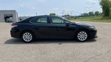 Used 2018 Toyota Camry LE image 3