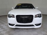 Used 2022 Chrysler 300 Touring L w/ Popular Equipment Group image 3