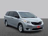 Used 2017 Toyota Sienna L image 3