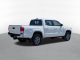 Used 2017 Toyota Tacoma SR5 image 3