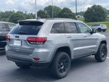 Used 2020 Jeep Grand Cherokee Laredo w/ Laredo X Package image 3
