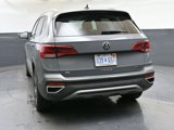 Used 2024 Volkswagen Taos SE image 4