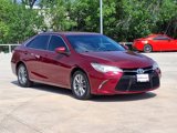 Used 2017 Toyota Camry SE image 3