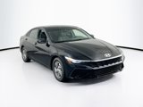 Used 2025 Hyundai Elantra SE image 3