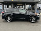 Used 2015 Toyota Highlander XLE image 2