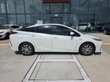 Used 2017 Toyota Prius Prime Plus image 3