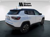 Used 2022 Jeep Compass Limited image 3