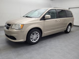Used 2014 Dodge Grand Caravan SXT image 2