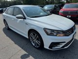 Used 2018 Volkswagen Passat 2.0T R-Line image 3