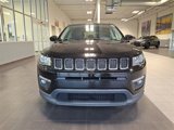 Used 2018 Jeep Compass Latitude image 2