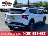 Used 2025 Chevrolet Trax LT w/ LT Convenience Package image 2