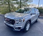 Used 2024 GMC Terrain SLE image 2