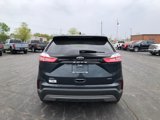 Used 2023 Ford Edge SEL w/ Convenience Package image 4