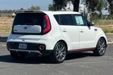 Used 2017 Kia Soul ! w/ Tech Package image 4
