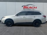 Used 2019 Mitsubishi Outlander SE image 3