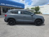 Used 2023 Volkswagen Taos SE w/ Panoramic Sunroof Package image 3
