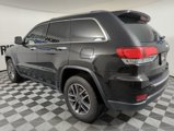 Used 2020 Jeep Grand Cherokee Limited w/ Luxury Group II image 2
