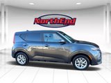 Used 2022 Kia Soul LX w/ Technology Package image 2