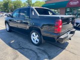 Used 2008 Chevrolet Avalanche LTZ w/ LTZ Preferred Equipment Group image 6