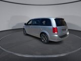 Used 2018 Dodge Grand Caravan SE image 6
