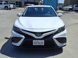 Used 2023 Toyota Camry SE image 2