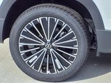 New 2025 Volkswagen Taos SE image 5