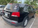 Used 2011 Kia Sorento LX image 6